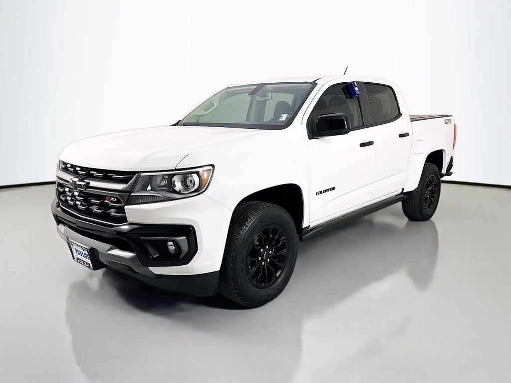2022 Chevrolet Colorado — rear three-quarter view